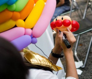 2014y06m19d_152644625