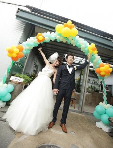 2014y06m19d_152740515