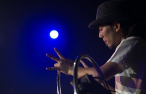 2016y06m10d_095907639