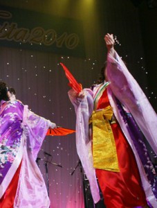 2014y06m12d_184235091