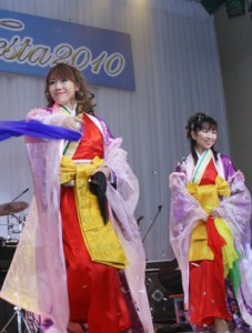 2014y06m12d_184308930