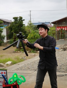 2016y04m22d_135450337