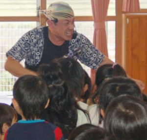 2016y05m12d_150732276